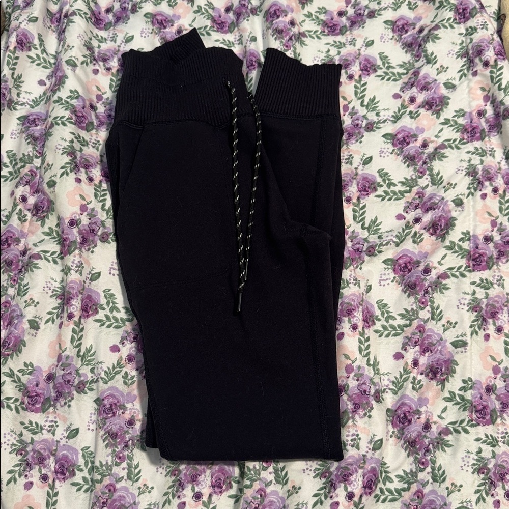 Avalanche Black Ribbed Jogger Pants